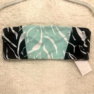 Brand NWT Bandeau style bikini top by The Bikini Lab, size Large